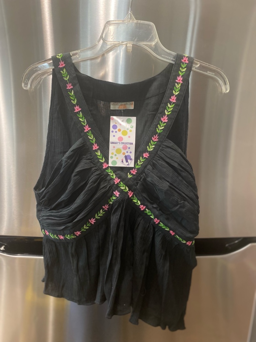 Lakhay’s VTG Boho Light weight NWT Black Sleeveless Embroidered V-Neck Tank Top